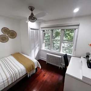 Central Area Double-bed Homestay Toronto